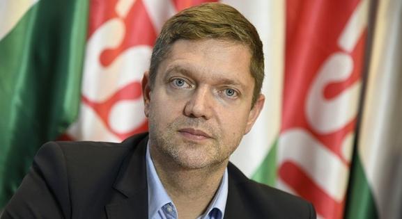 Tóth Bertalan: Polt Péter nem tudta megvédeni a Vodafone-szerződés szabályosságát!