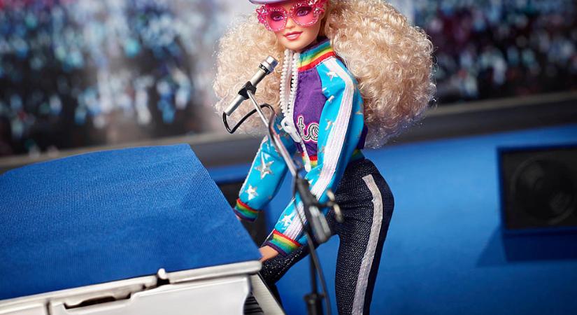 Barbie baba lett Elton Johnból