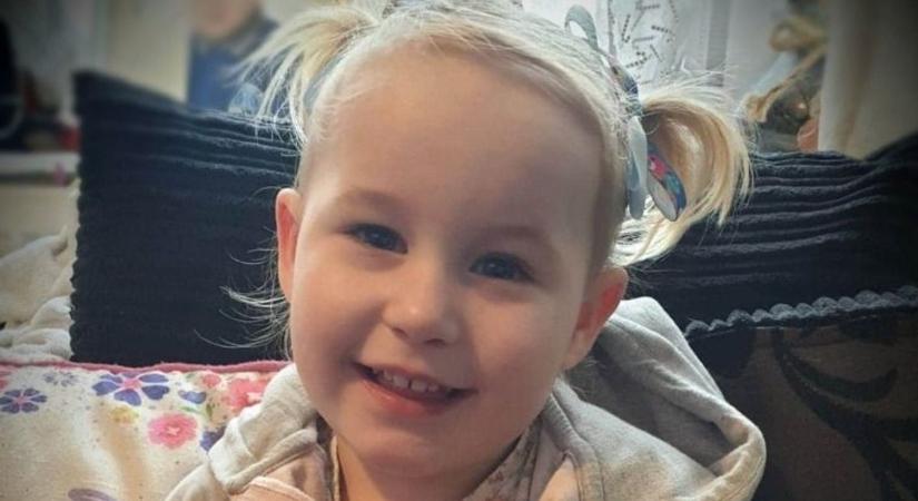 101 sérülést szenvedett: kétéves kislányt vert agyon a mostohaapa