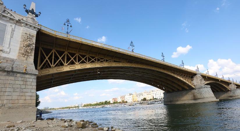 Lezuhant a Margit hídról egy férfi, a helyszínen meghalt