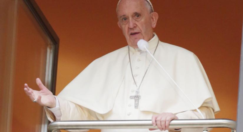 Nagy a baj? Kórházba szállították Ferenc pápát, fertőzés támadta meg a katolikus egyházfő szervezetét