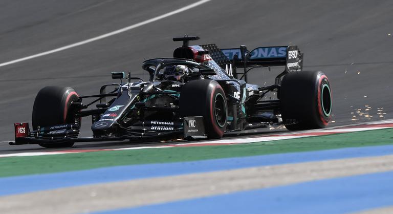 F1: Portugál Nagydíj percről-percre - Hamilton-Bottas-Verstappen ütközet Portugáliában