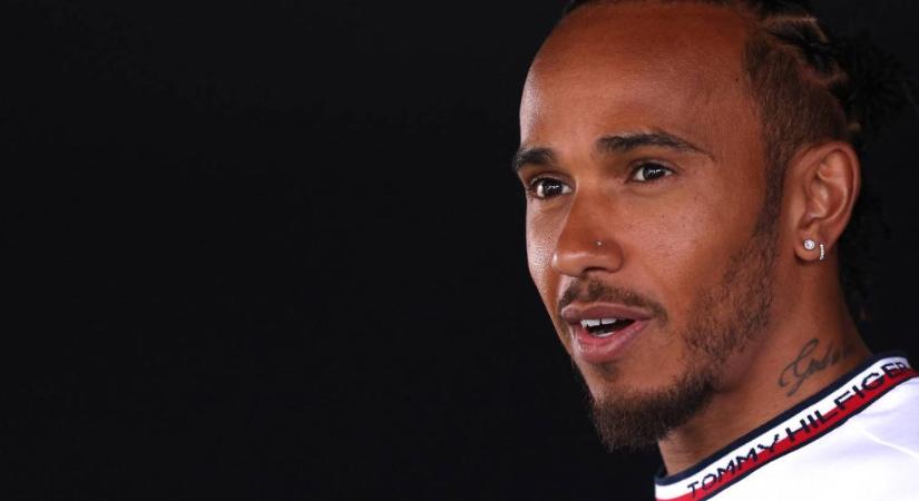 Lewis Hamilton bejelentést tett a jövőjében kapcsolatban