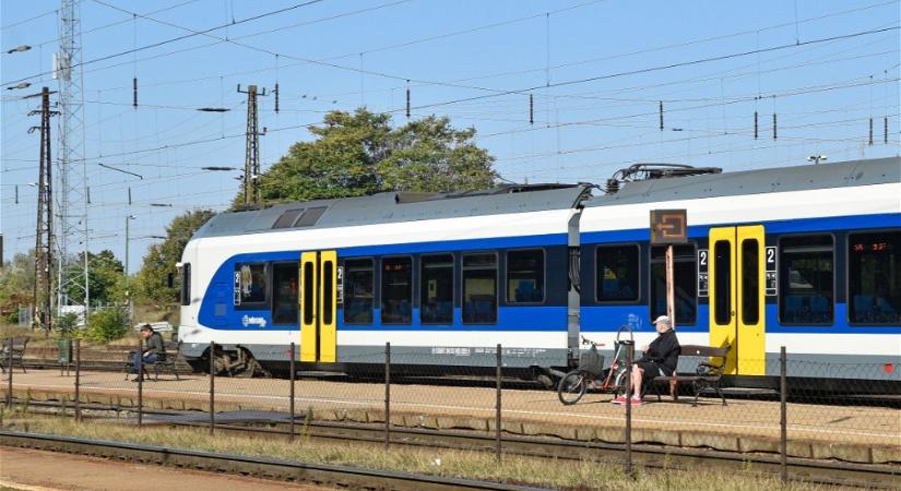 Elütött egy embert a vonat Óbudán, a vonat nem közlekedik tovább