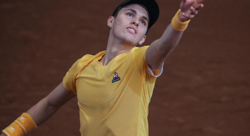 Tenisz: Piros Zsombor a nyolc közé jutott Sanremóban