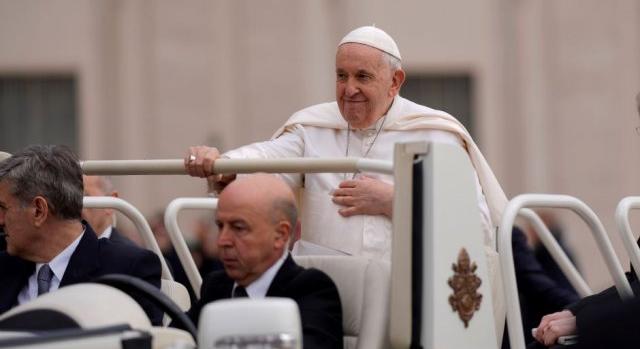 Ferenc pápa hamarosan elhagyhatja a kórházat