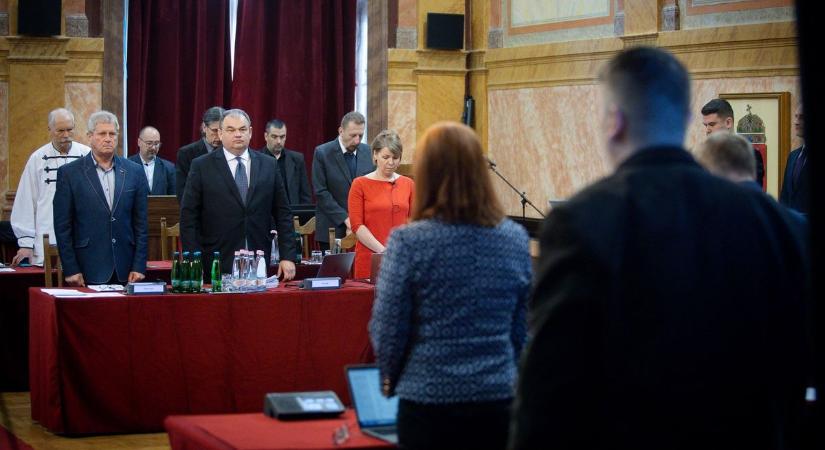 A gyász csendje: a napokban elhunyt dr. Szigethy Annára emlékezett az egri közgyűlés