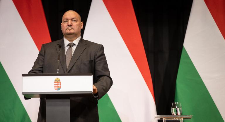 Nagytakarításba kezdhet Németh Szilárd Csepelen