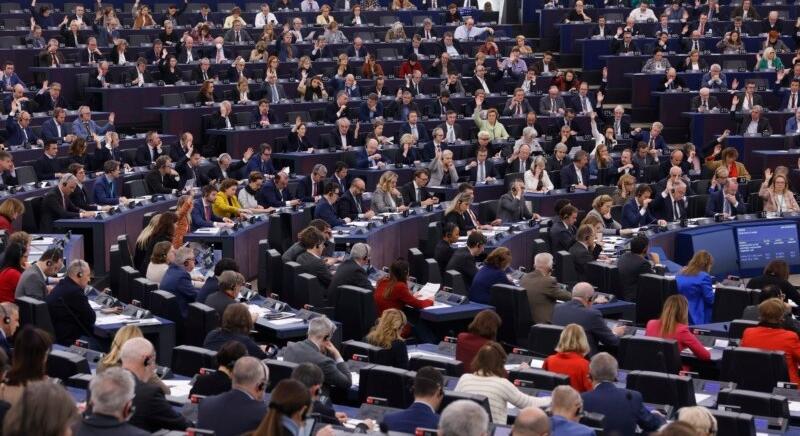 Autokratáknak pénzt nem adunk! – hangzott el az Európai Parlamentben