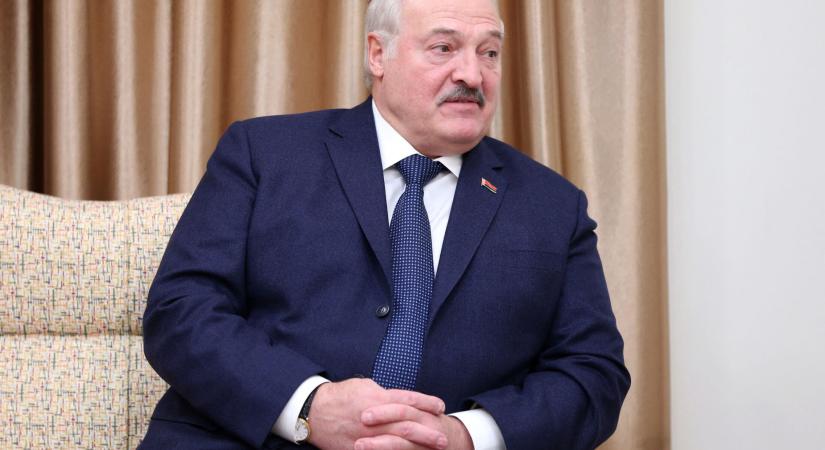 Lukasenka szerint a harmadik világháború nukleáris lángjai már a horizonton lobognak