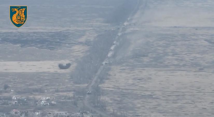 Az orosz tankok rohamot indítottak Donyeck mellett, de valami elképesztő húsdarálóba futottak bele (VIDEÓ) (videó)