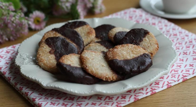 Pikk-pakk elkészül és napokig friss marad ez a keksz - recept