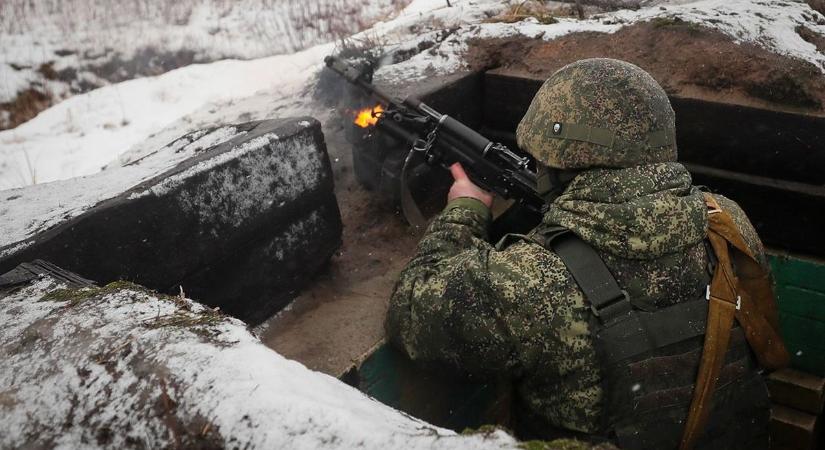 Nemcsak a harcok végeznek az orosz katonákkal Ukrajnában - A vodka lehet a másik nagy ellenség