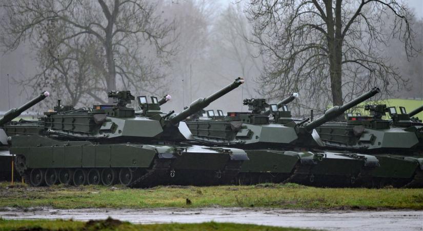 A megígért harckocsik töredéke érkezett meg Ukrajnába