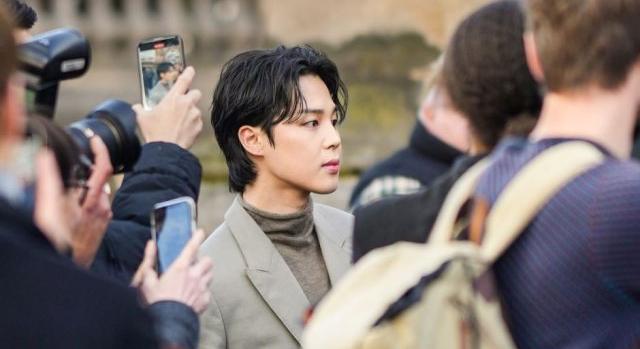 Történelmet írt a dél-koreai BTS egyik tagja