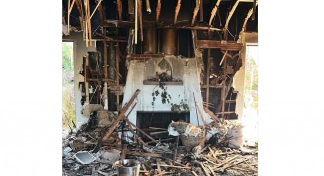 Leégett a Grace klinika sztárjának háza, két perce volt kimenekíteni a három gyerekét