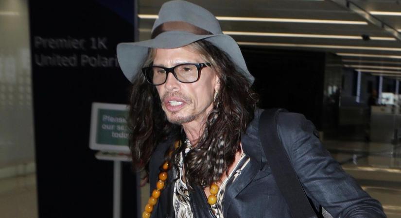 Az Aerosmith énekese tagadja, hogy szexuálisan zaklatott volna egy kiskorút: Steven Tyler szerint a 16 éves lány beleegyezett az aktusba