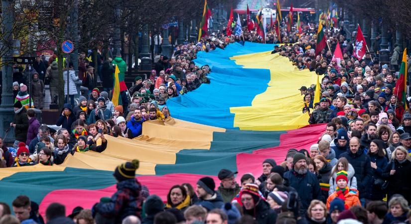 A litván parlament határozatot fogadott el Ukrajna meghívásáról a NATO-ba