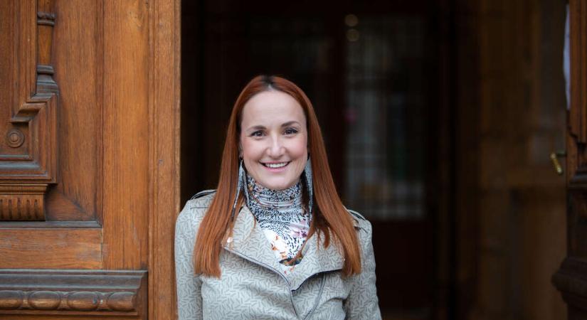 18 évesen lett pornósztár, most tantraguruként segít másokon – Történet egy igazán erős nőről