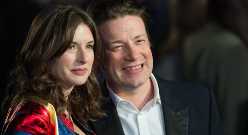 Jamie Oliver 23 év után újra elvette a feleségét