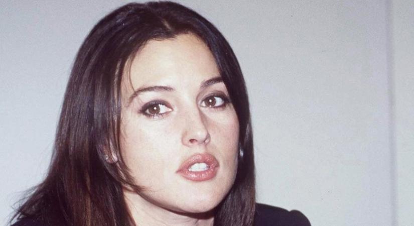 Monica Bellucci tall