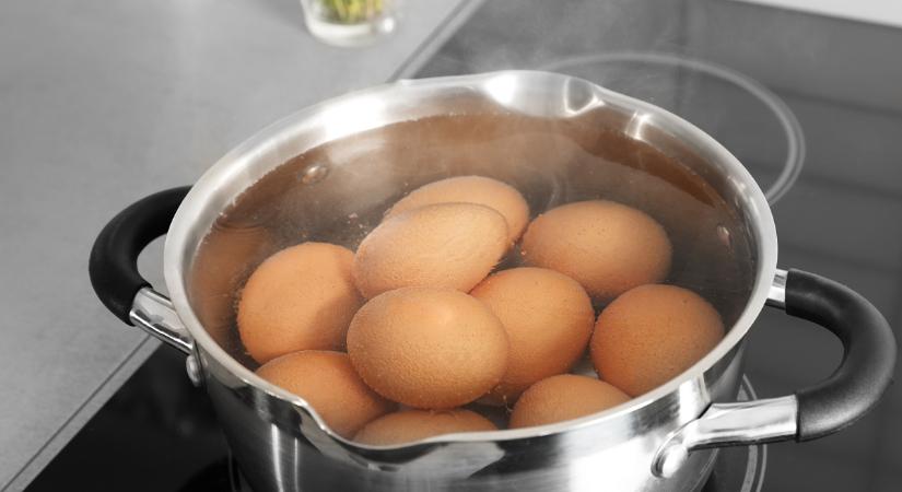 Így nem reped meg a tojás főzés közben: ezzel a három trükkel szép lesz a tálalás
