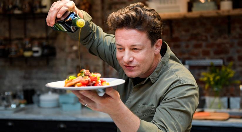 23 év házasság után újra megkérte felesége kezét Jamie Oliver