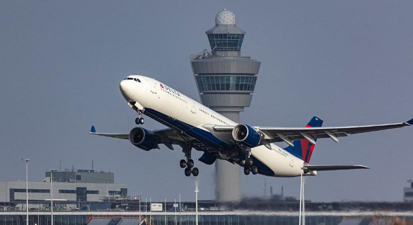 Utasok rohamát várja a Delta Airlines