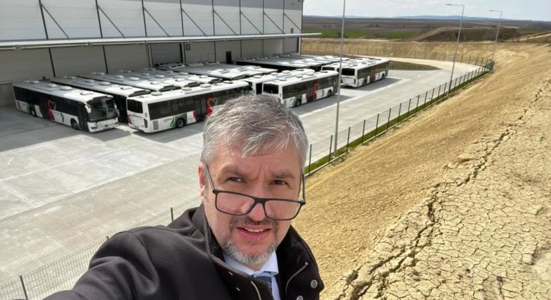 Hadházy Ákos: Az NNK egy eldugott telepen tárol 18 új szűrőbuszt