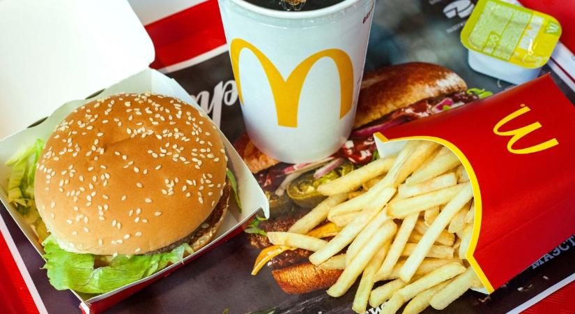 Hatalmas változást jelentett be a McDonald's: átalakítják a hamburgereiket