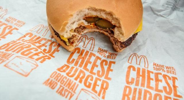 A McDonald's megváltoztatja a legismertebb burgereit