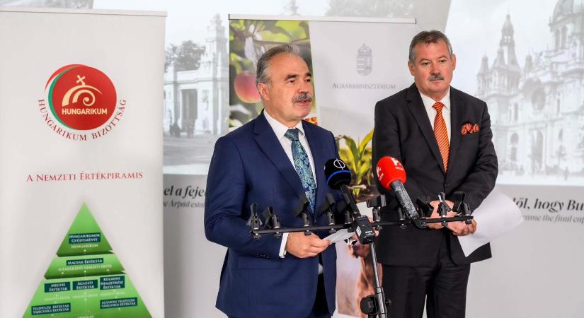 Hungarikum lett a höveji csipke és a pozsonyi kifli