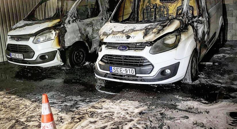 Temetkezési cégek háborúja: felgyújtottak két halottas kocsit