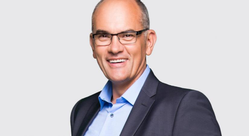 Nemes ügy mellé állt Gundel Takács Gábor: Mostantól itt is láthatod a népszerű tévést