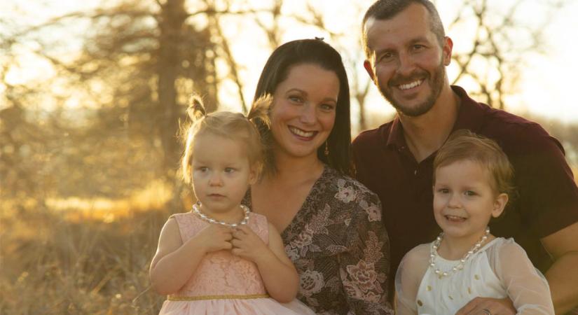 Amerikai rémálom: a „mintaapa”, aki egy nap megunta a családját, ezért végzett feleségével és két kislányával