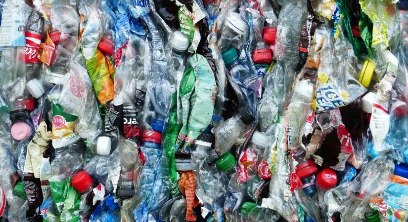 Évente mintegy 229 ezer tonna műanyag kerül a Földközi-tengerbe