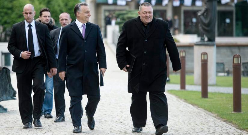 Hvg.hu: hétfőn Orbánnal egyeztetett Vidnyánszky Attila, akiről kedden kiderült, hogy koronavírusos