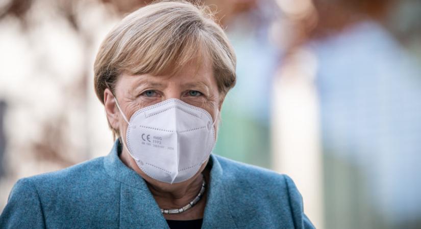 Merkel: Karácsony körül betelik az összes ágy a kórházak intenzív osztályain