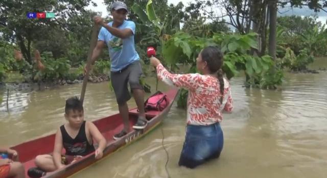 Kígyók sziszegésére ébredtek az ecuadoriak, miután ellepte otthonukat az árvíz