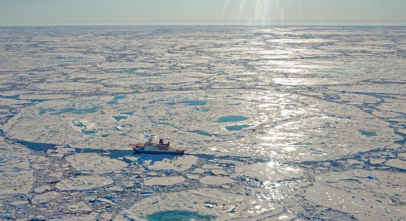 Emberemlékezet óta most először nem fagyott be a Jeges-tenger már októberben
