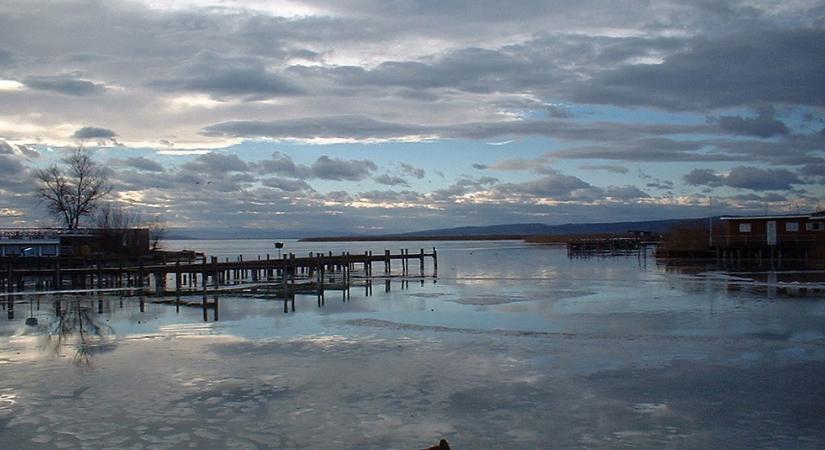 Csepreghy államtitkár szerint jót tett a Fertő-tó élővilágának a NER-es gigaépítkezés