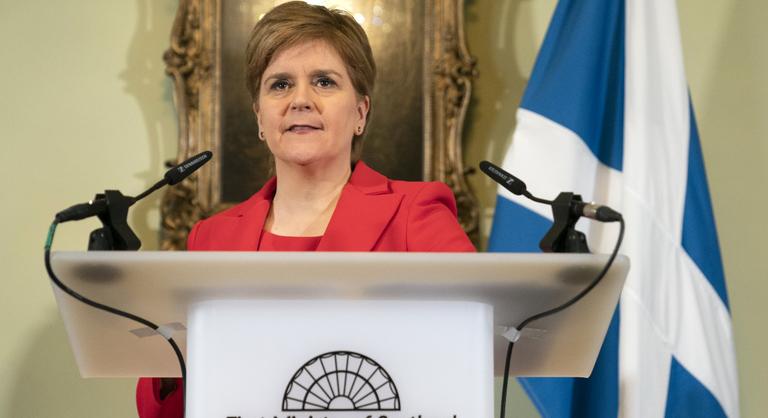 Szemünk láttára hullik szét a skót függetlenség álma
