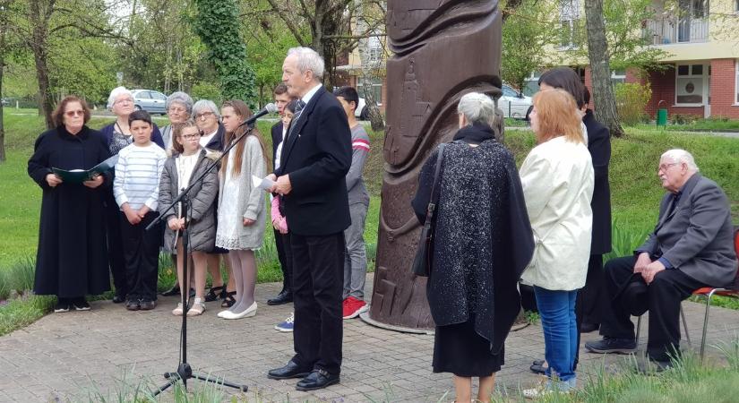 A hetvenhat évvel ezelőtti kitelepítésekre emlékeztek Hajóson – galériával, videóval