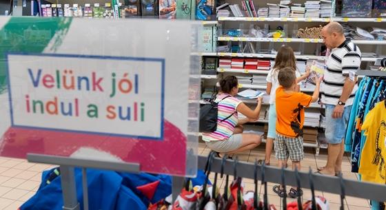 Félezernél kevesebb iskolahalasztási kérelmet utasított el az Oktatási Hivatal