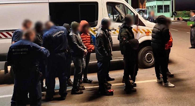 Tíz illegális migránst fogtak el Létavértes külterületén