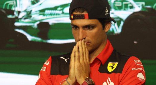 „A Ferrarinak kezd elege lenni Carlos Sainzból”