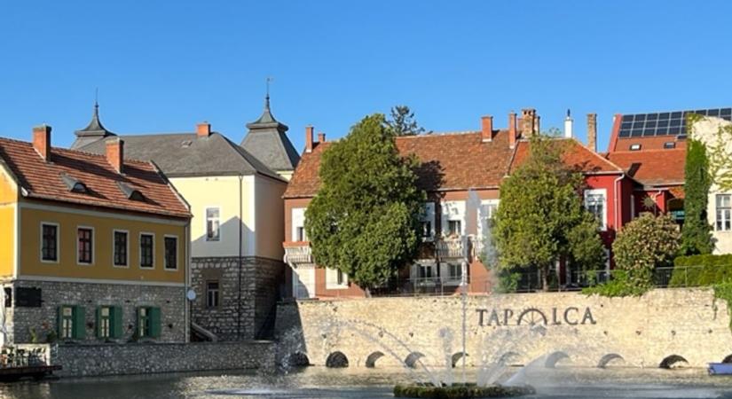 Újra működik a tapolcai szökőkút