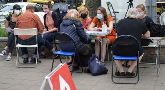 A kilakoltatási moratórium véget ér: maratoni ügyfélfogadást tart az Utcajogász