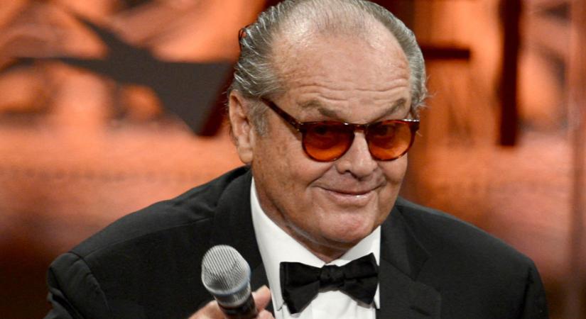 Másfél év után jelent meg először nyilvános eseményen Jack Nicholson - videó