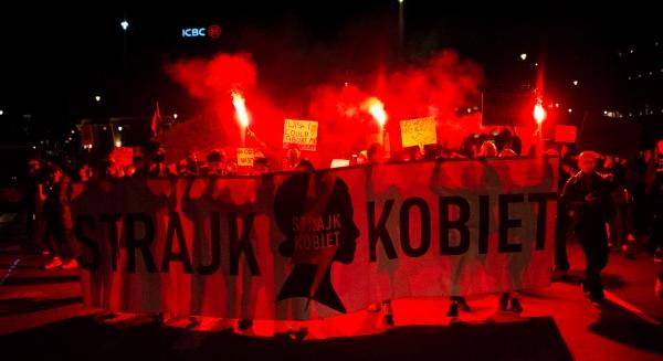 Lengyel tüntetések: ez háború